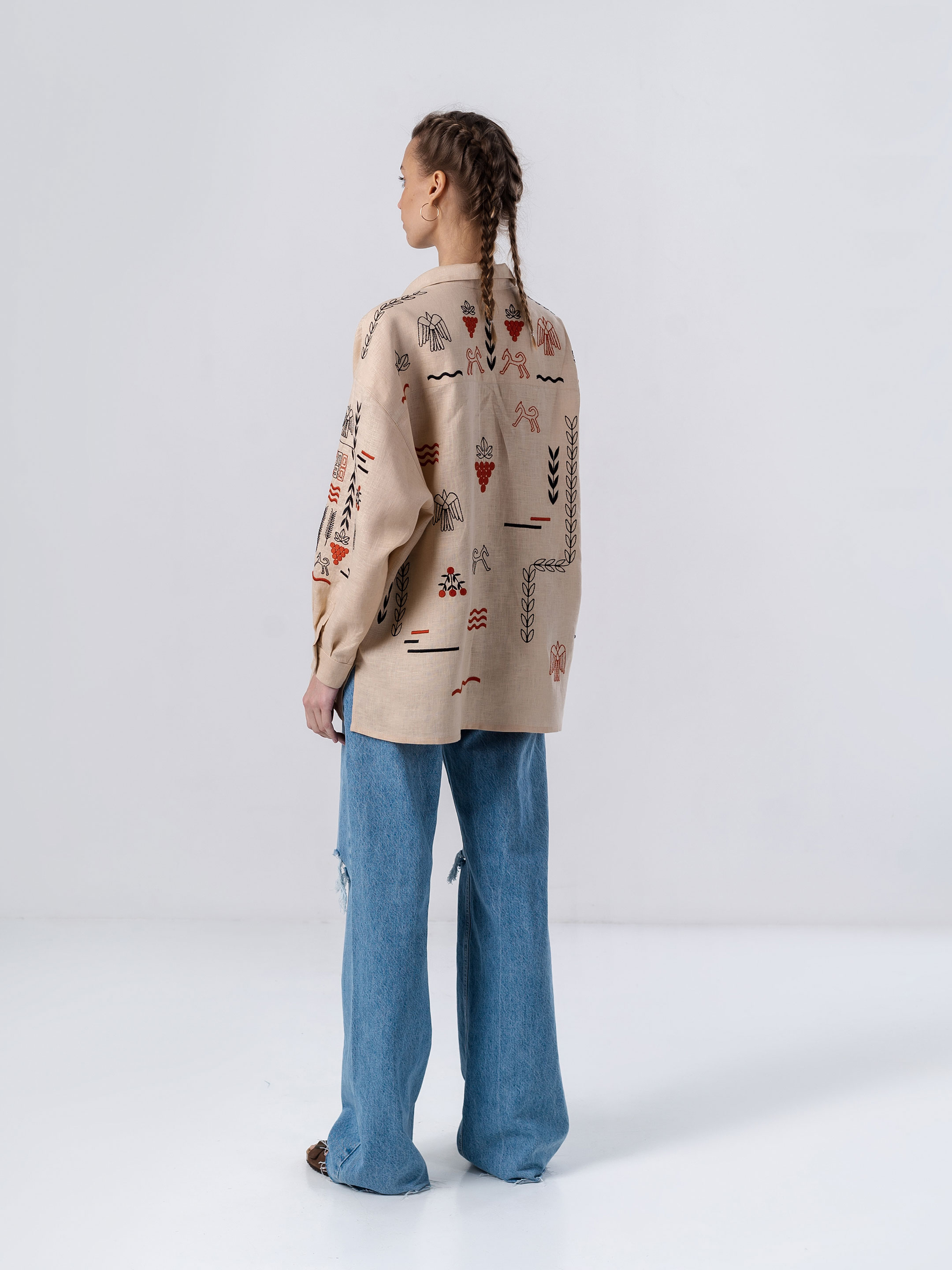 Лляна вишита сорочка бежевого кольору SLOVO фото