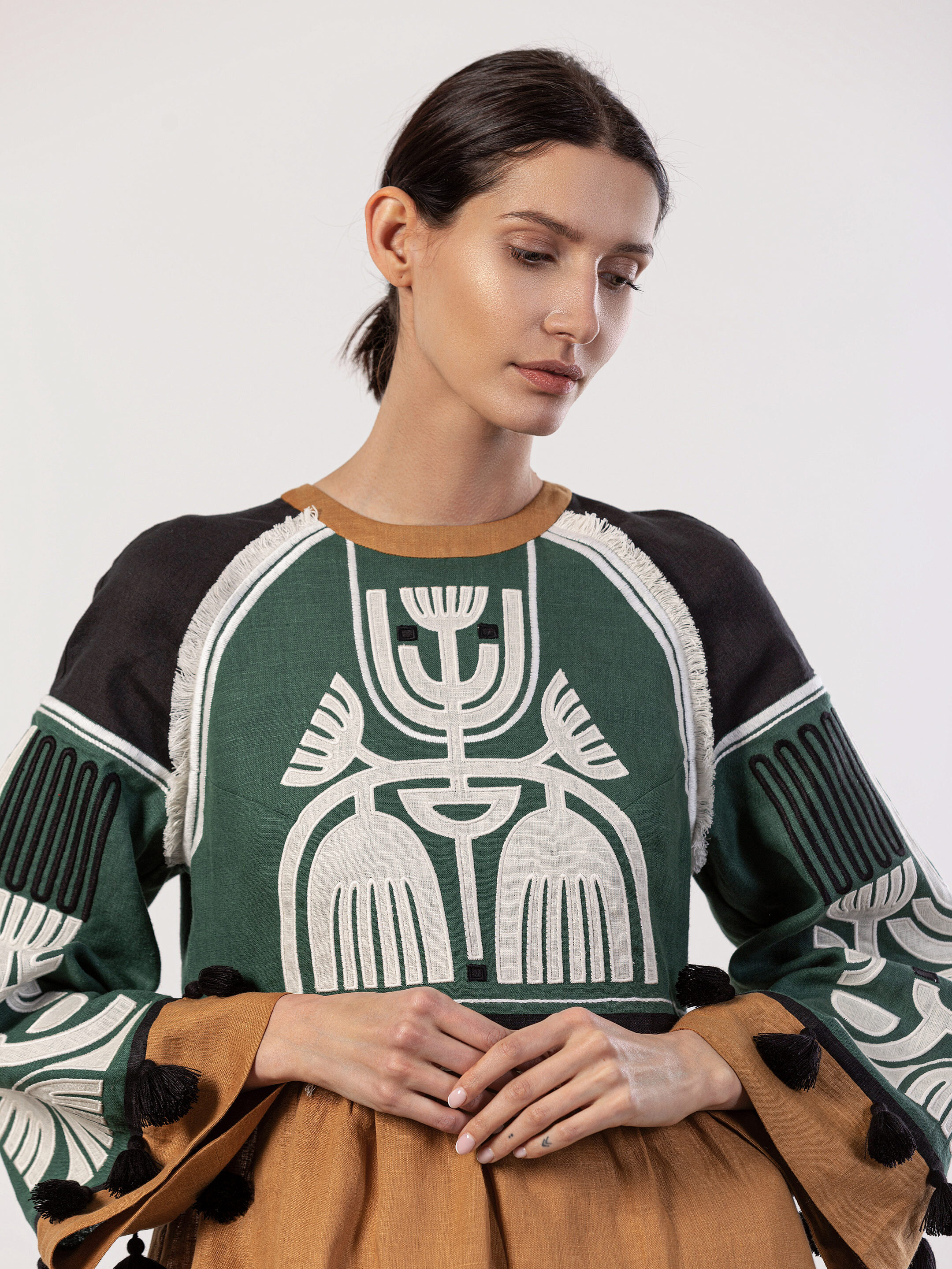 Лляна сукня з аплікацією на грудях «Icon Green» недорого