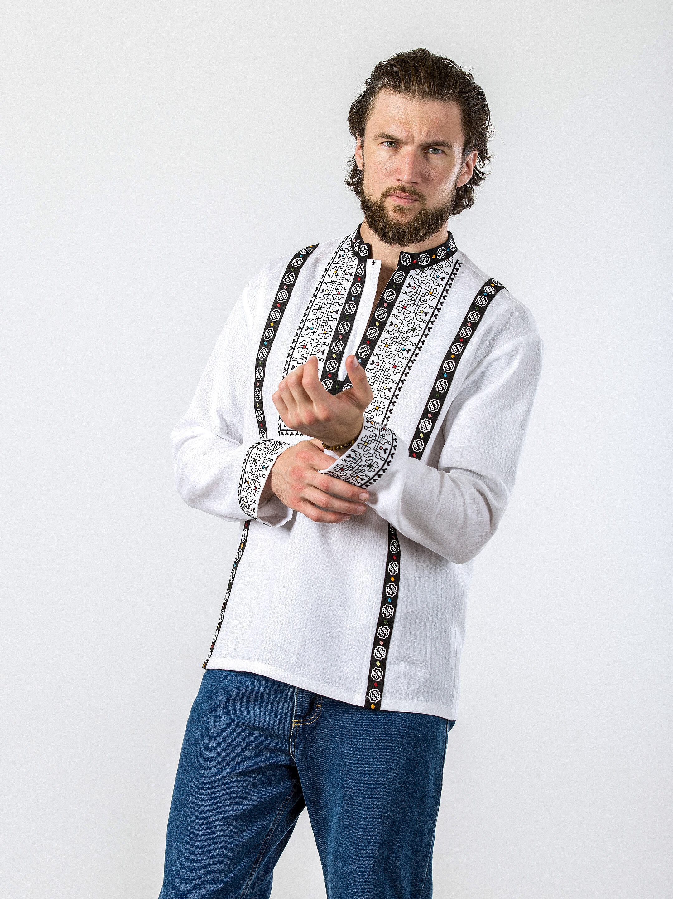 Біла лляна сорочка з вишивкою «Hutsul White» обрати