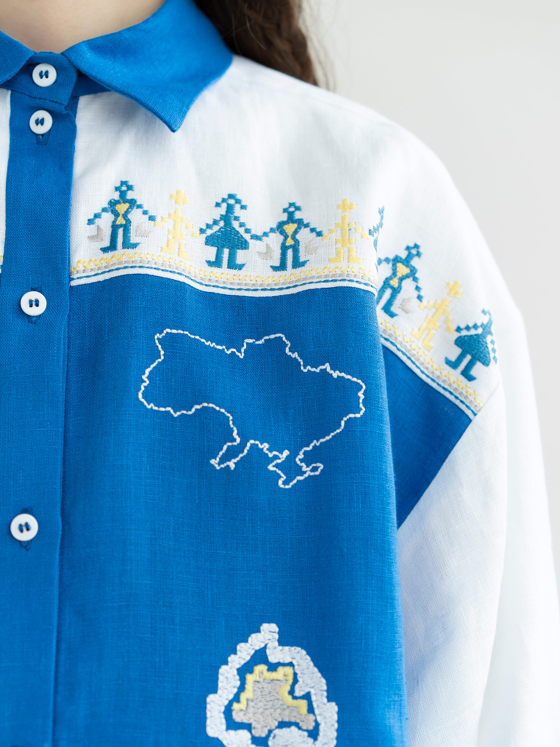Лляна сорочка з вишитими містами-героями Сміливість недорого