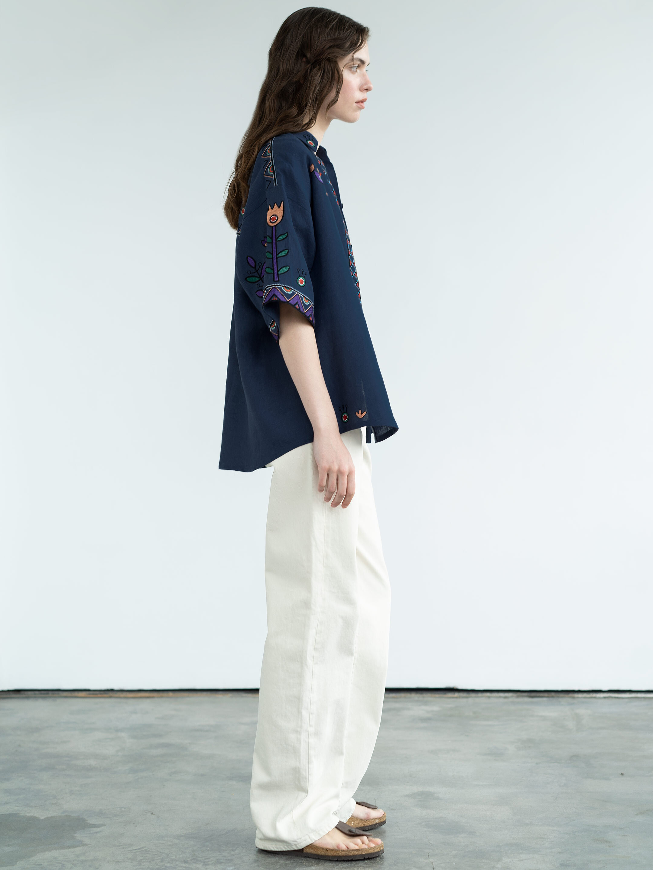Лляна сорочка з вишивкою «Gushul Shirt» фото