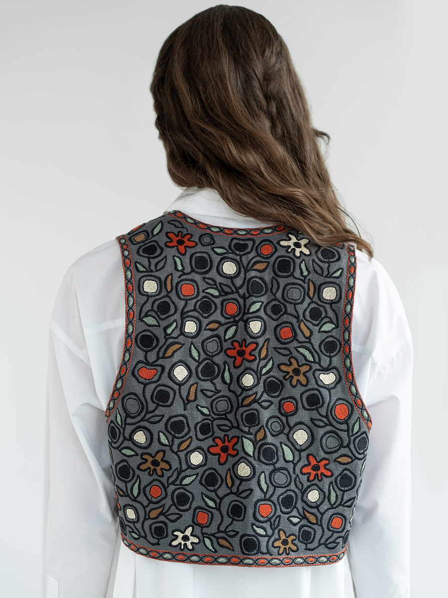 Лляна камізелька з вишивкою Zadorozhniy Jacket  фото 3