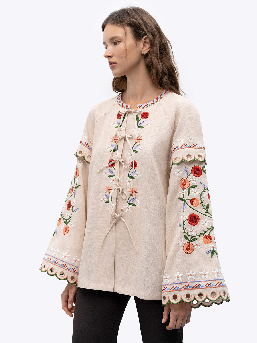 Жіноча вишита блуза присвячена Сходу Abrykosy W  фото