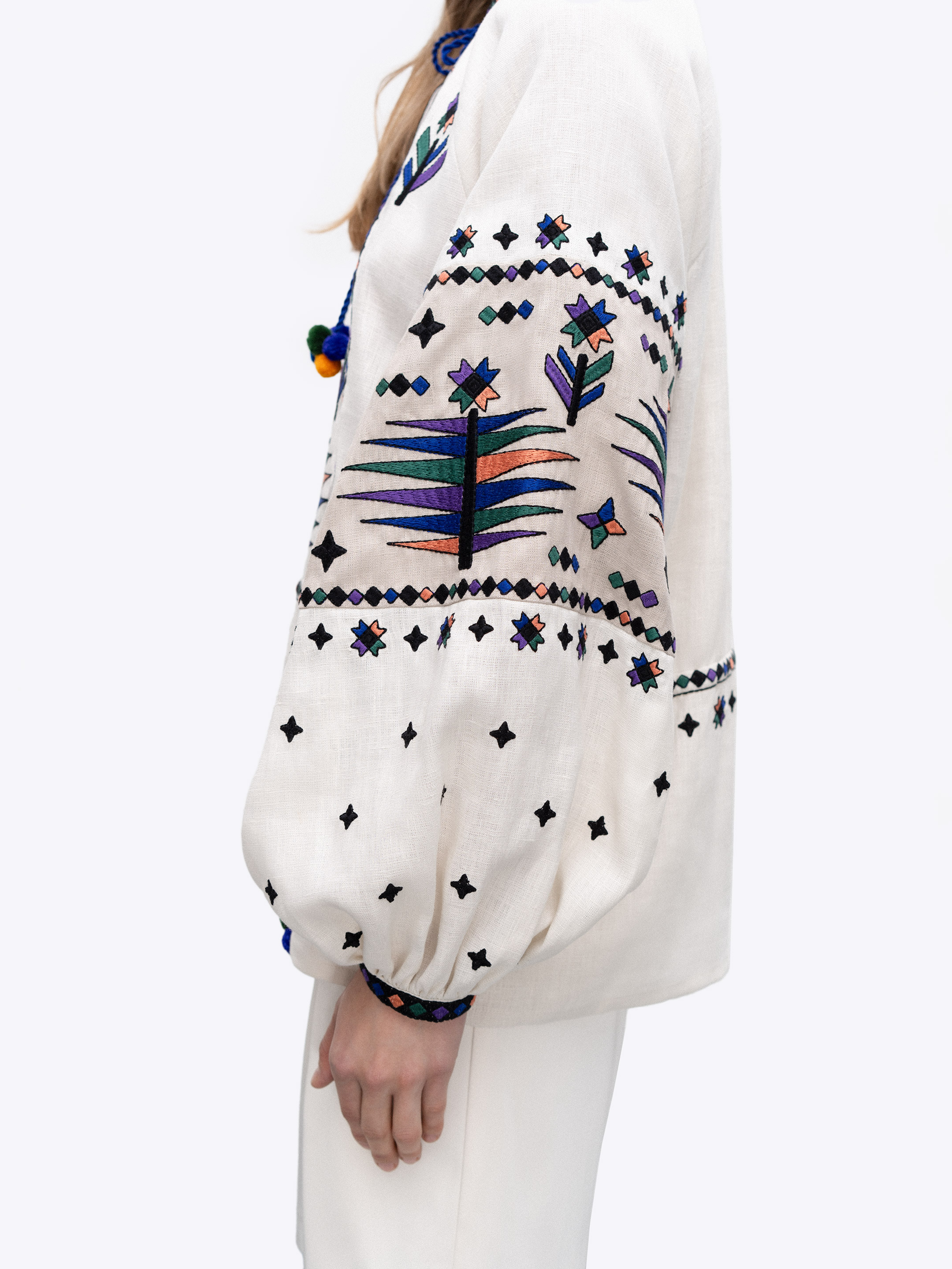 Жіноча вишиванка з геометричною вишивкою Melanka фото