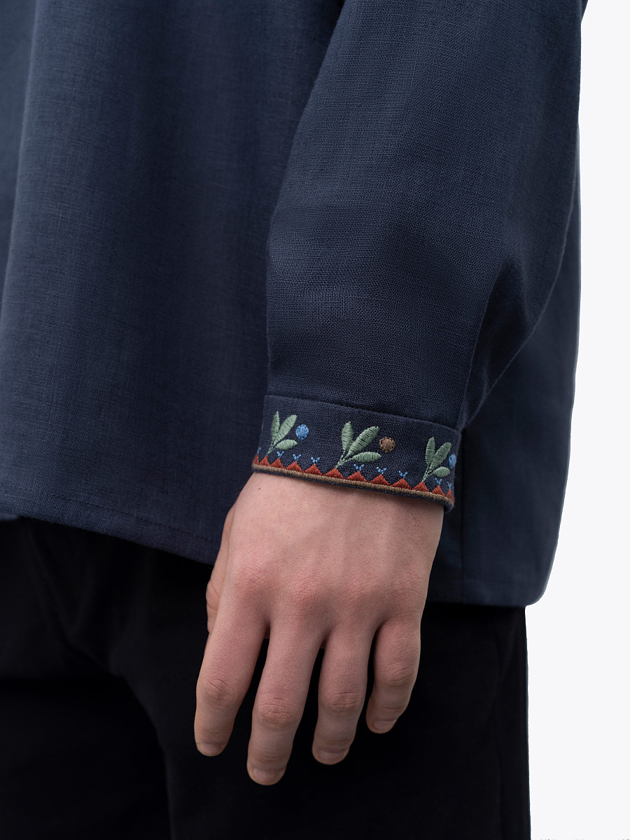 Темно-синя чоловіча вишита сорочка "Ліс"  фото 3