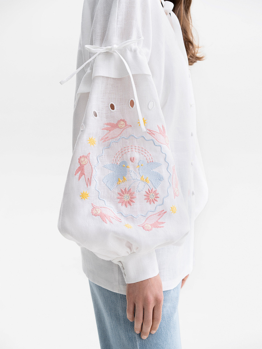 Вишиванка білого кольору з барвистою вишивкою "Поліна"  фото 3