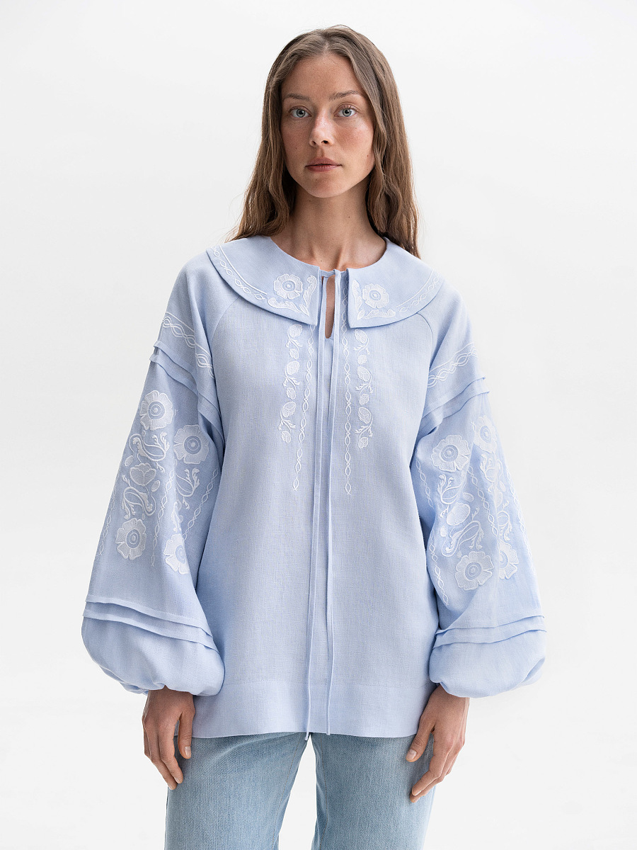 Ніжно-блакитна вишиванка з білою вишивкою "Дніпряна"  фото