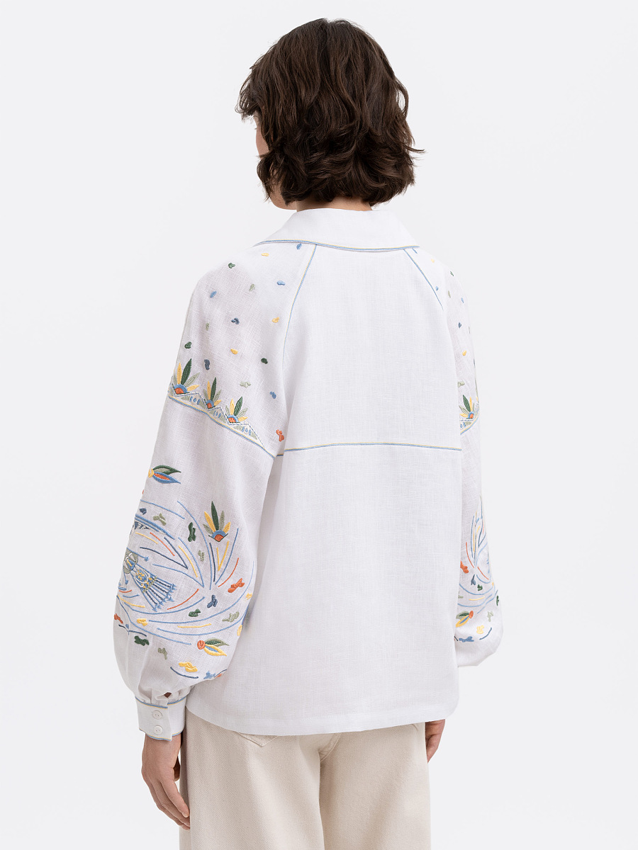 Вишиванка білого кольору з барвистою вишивкою "Боривітер"  фото 4