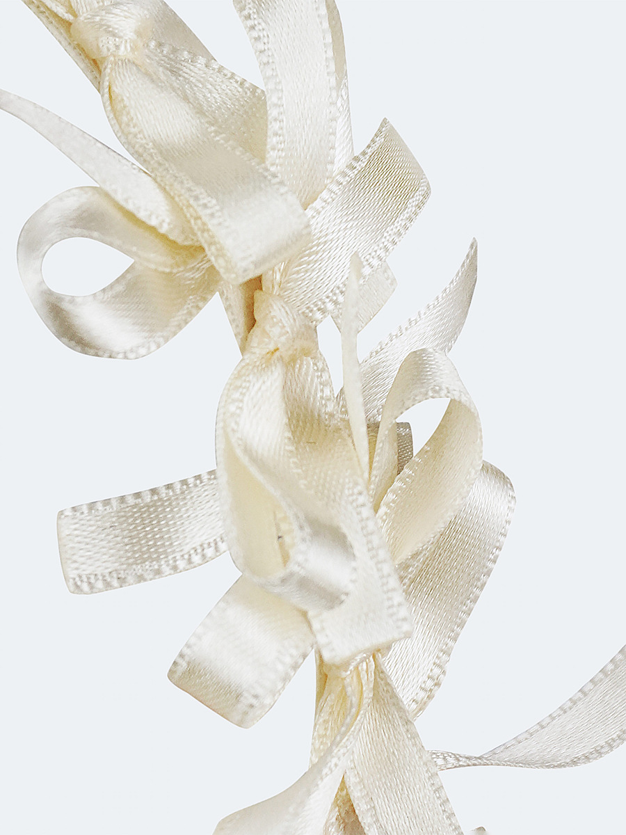 Легкий літній вінок з атласної нитки молочного кольору "Лебідка"  фото 8