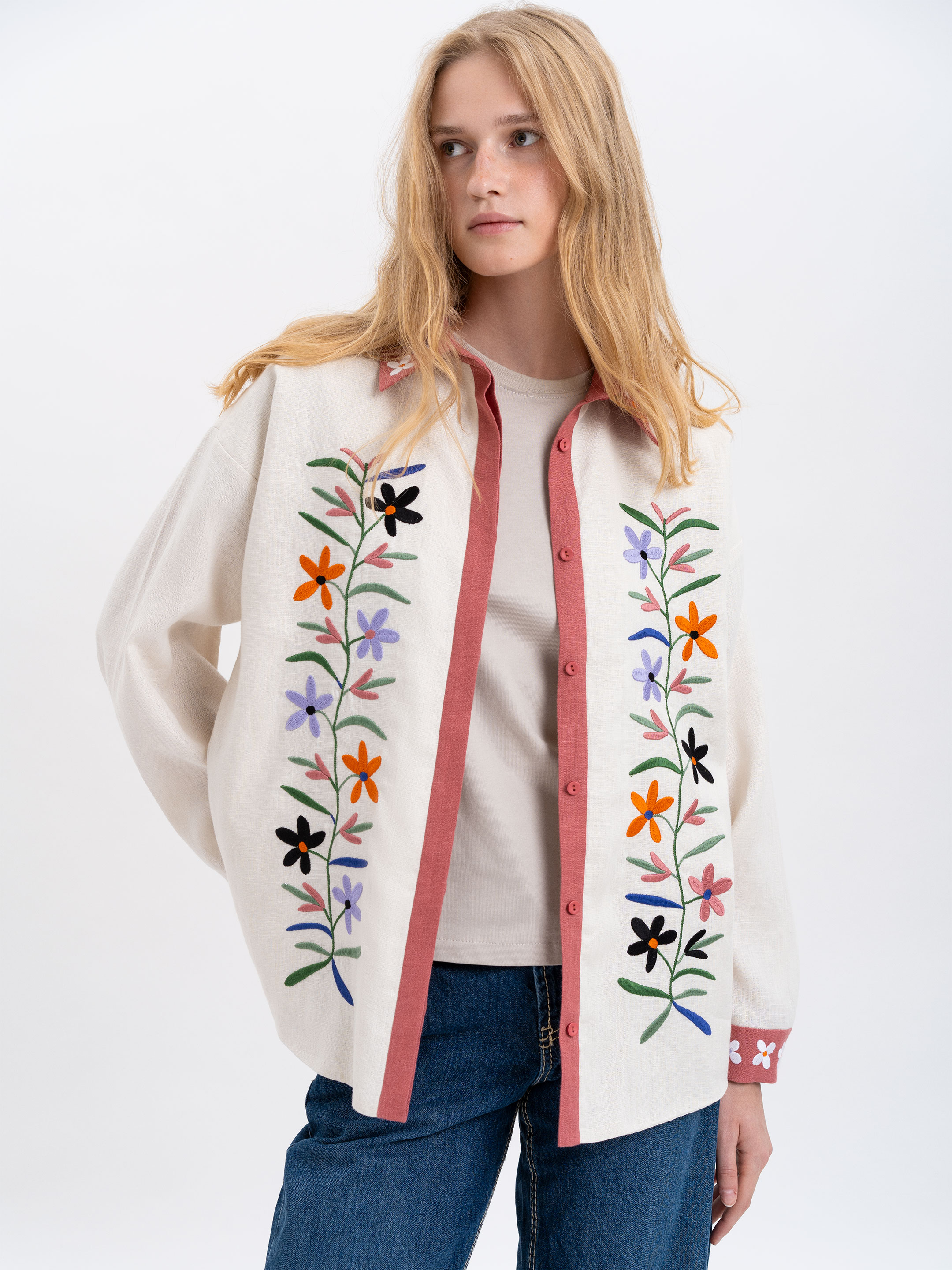 Жіноча сорочка з вишитим рослинним орнаментом «Рута» недорого