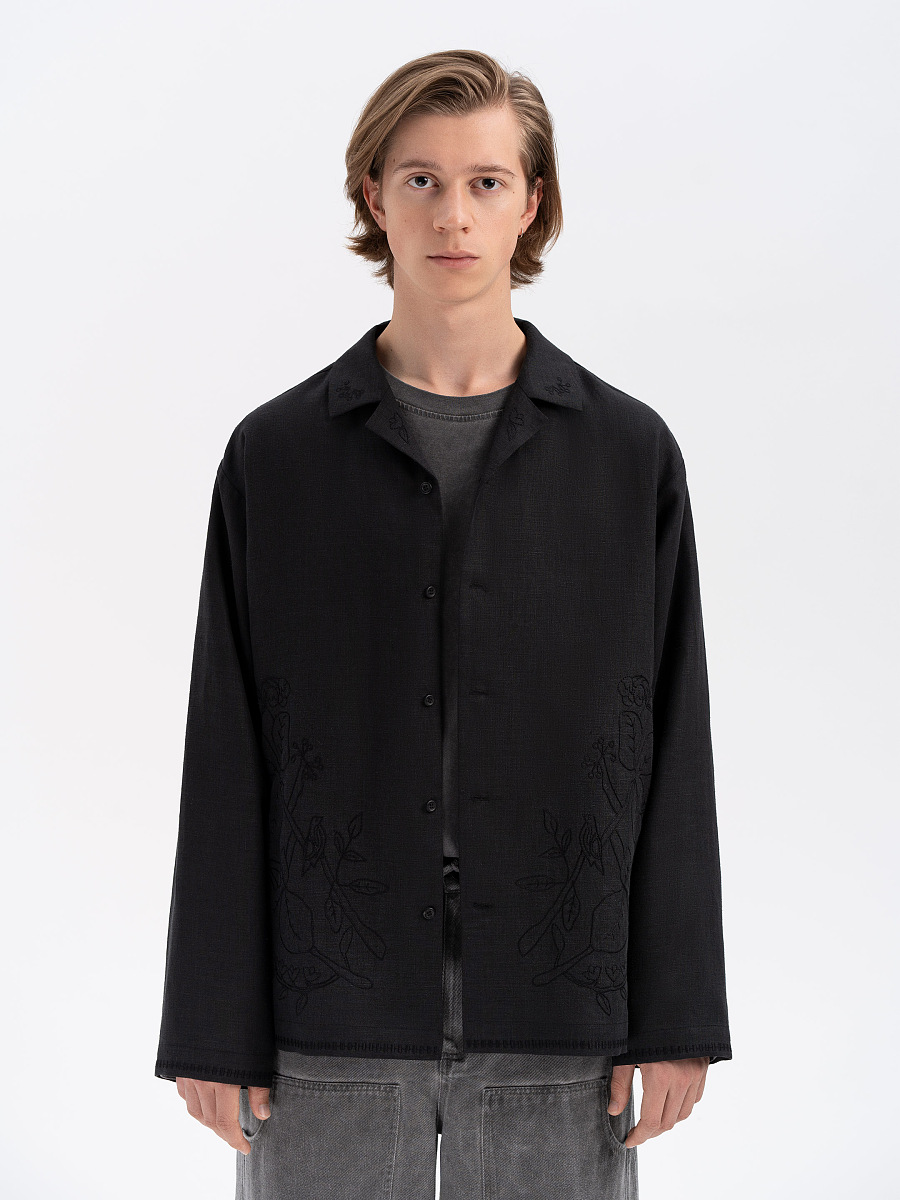 Чорна сорочка з вишивкою в тон "Глід"  фото