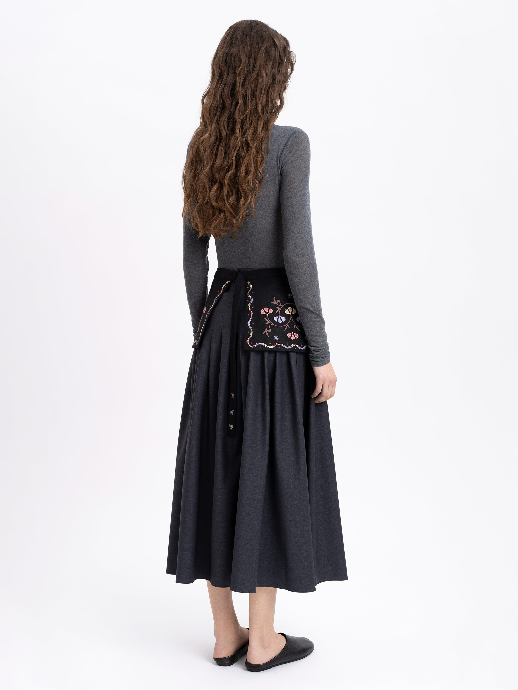 Лляна баска чорного кольору "Полин" ціна