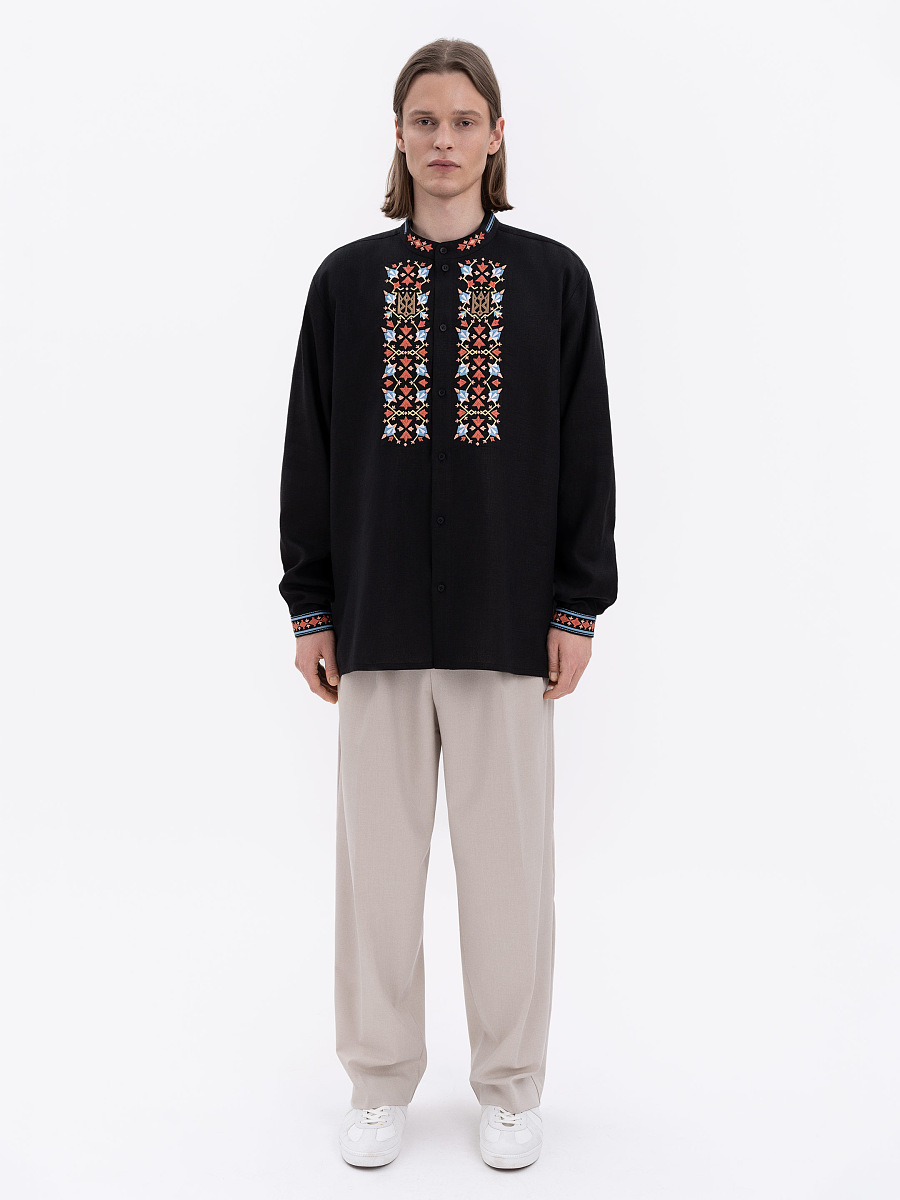 Чоловіча сорочка чорного кольору з рясною вишивкою "Битинський"  фото 2