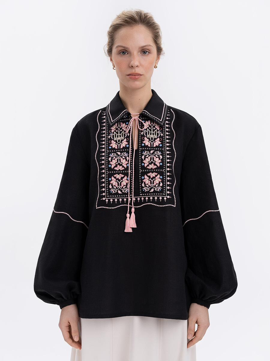 Чорна сорочка з рясною вишивкою "Полиск"  фото