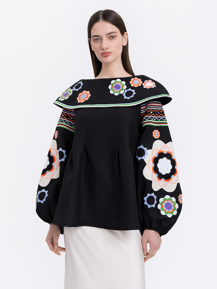 Вишита сорочка "Чорна квітка"  фото