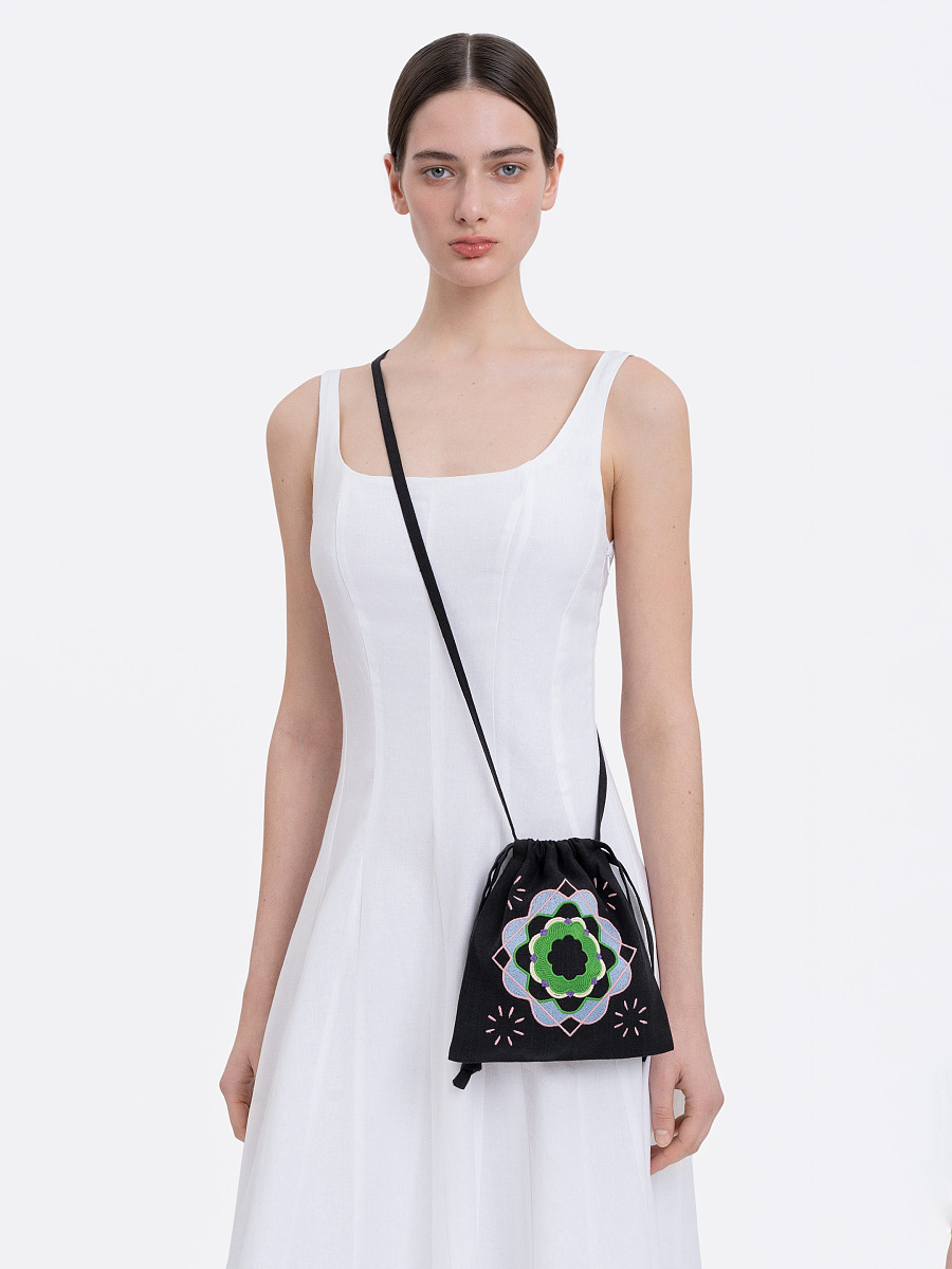 Темна сумка на затяжках "Пелюстка"  фото