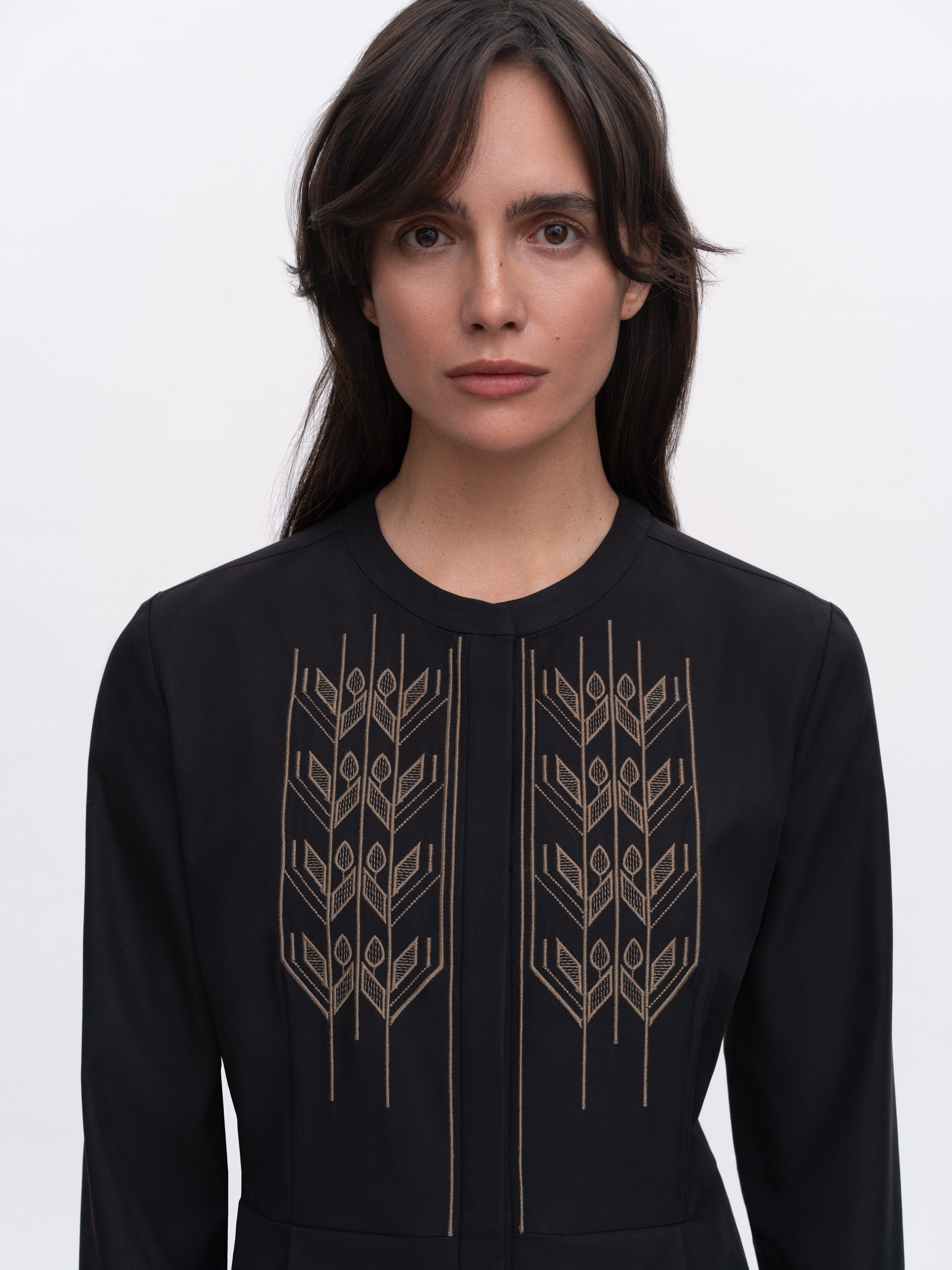 Вишита темна блуза "Нива" недорого